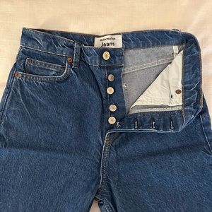 Reformation Cynthia High Rise Straight Jeans. Size 25.